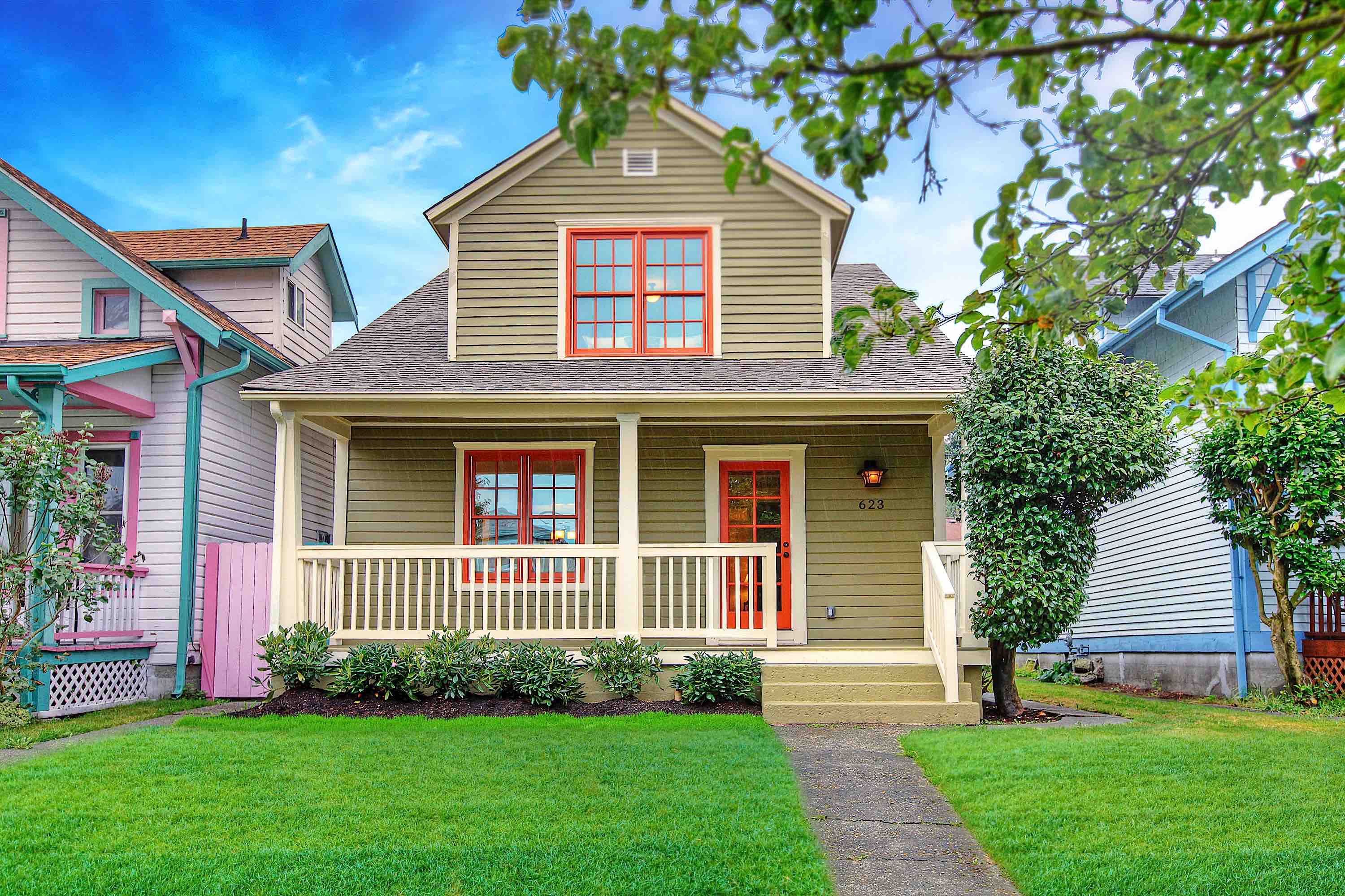 Real Estate Investing: Condos VS. Single-Family Homes